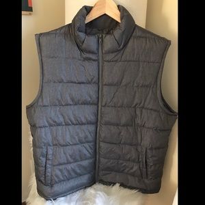 Gap men’s winter vest NWT